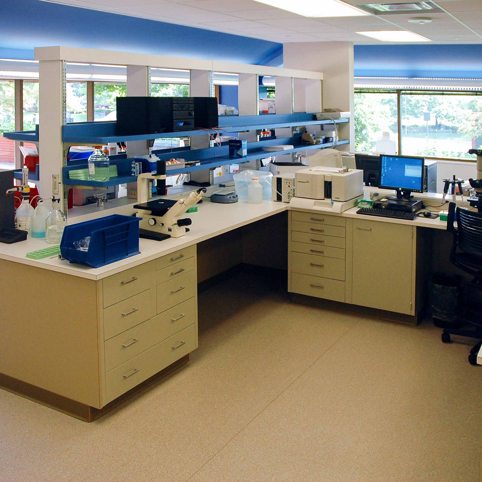 Laboratory Design at Aastrom Biosciences